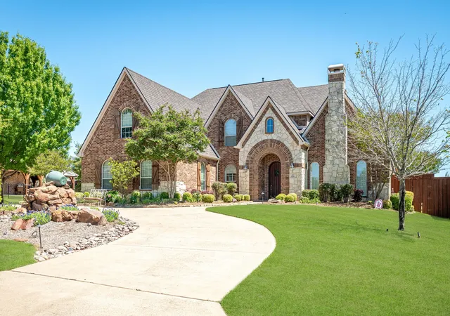 1st image of 6 Kilchurn, Garland, TX 75044 | MLS# 21233376