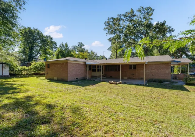 Homes for sale in Tyler, TX | 2800 Tanglewood Dr, Tyler, TX 75701 | MLS# 21234683
