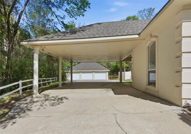 Homes for sale in Tyler, TX | 18737 Oakbrook Rd, Tyler, TX 75703 | MLS# 21226832