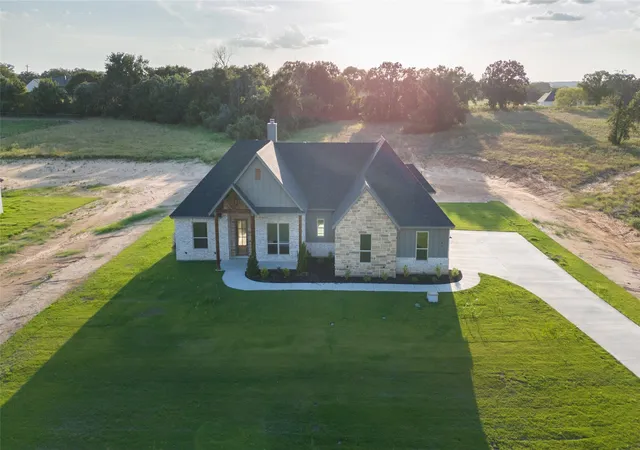 Homes for sale in Poolville, TX | 141 Prairie Winds Dr, Poolville, TX 76487 | MLS# 21234812