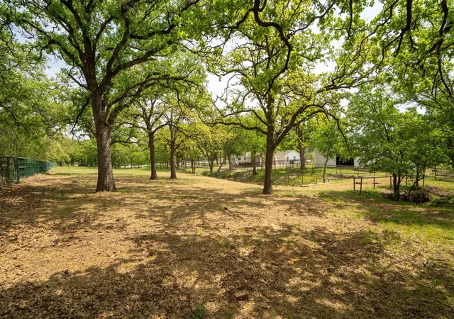 Homes for sale in Copper Canyon, TX | 660 Chinn Chapel Rd, Copper Canyon, TX 75077 | MLS# 21233596