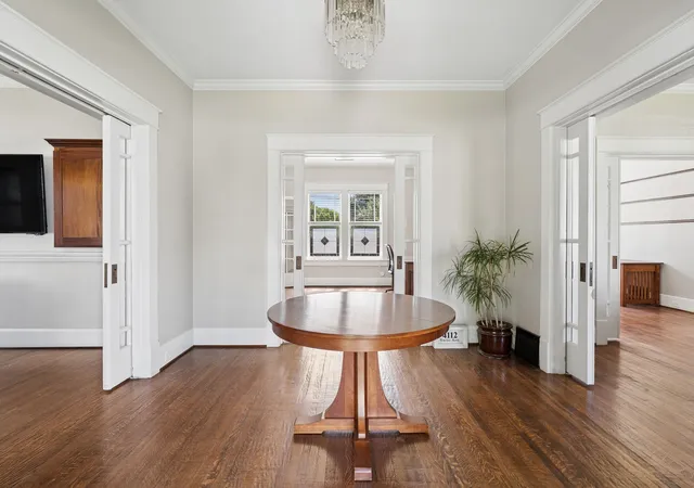 4th image of 4112 Swiss Ave, Dallas, TX 75204 | MLS# 21234142