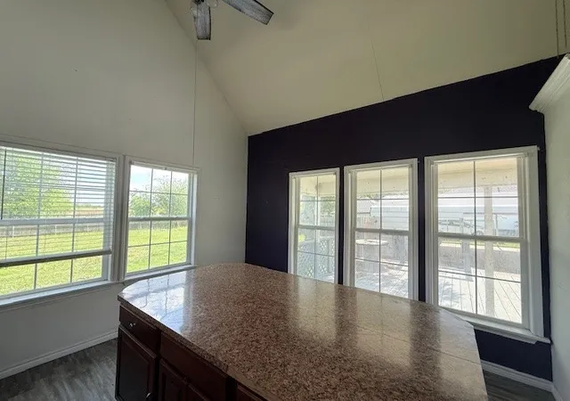 Photo 4 of Single family home for sale at 312 Poplar St, Italy, TX 76651 | MLS# 21234680 | Listing updated on 2026-08-19