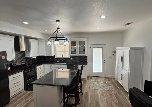 Photo 3 of Single family home for sale at 468 Hidden Shores Dr, Cisco, TX 76437 | MLS# 21234768 | Listing updated on 2026-07-10