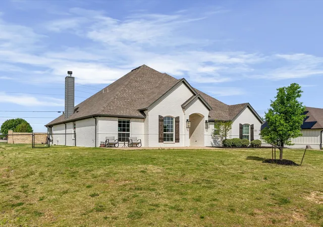 Homes for sale in Justin, TX | 1515 Horseshoe Ct, Justin, TX 76247 | MLS# 21234891