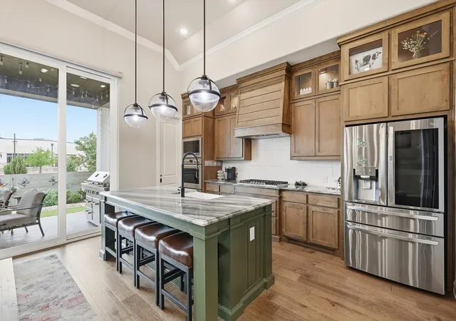 Photo 3 of Sale Pending at 1209 1st St, Argyle, TX 76226 | MLS# 21232369 | Listing updated on 2026-09-29