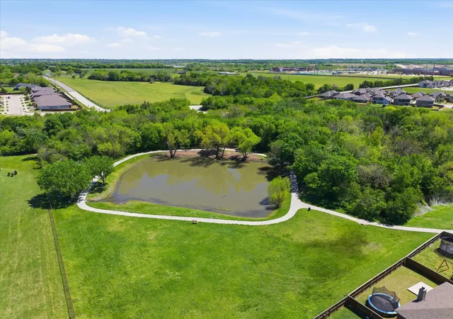 Photo 1 of Single family home for sale at 452 Harding Ln, Lavon, TX 75166 | MLS# 21225478 | Listing updated on 2026-10-06