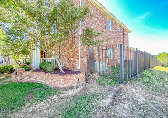 Photo 3 of Single family home for sale at 2133 Canyon Rock Ct, Abilene, TX 79606 | MLS# 21234569 | Listing updated on 2026-09-03