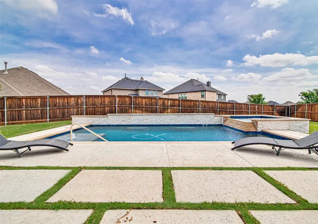 Homes for sale in Mansfield, TX | 1627 Banded Ledge Dr, Mansfield, TX 76063 | MLS# 21233519