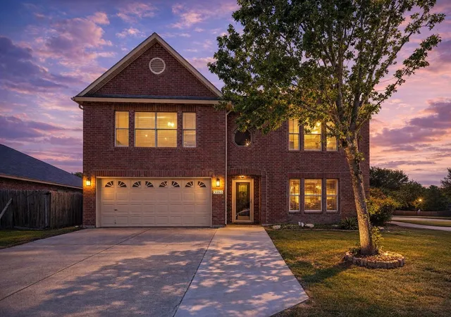 Photo 1 of Single family home for sale at 3188 Spyglass Dr, Grand Prairie, TX 75052 | MLS# 21235123 | Listing updated on 2026-08-29