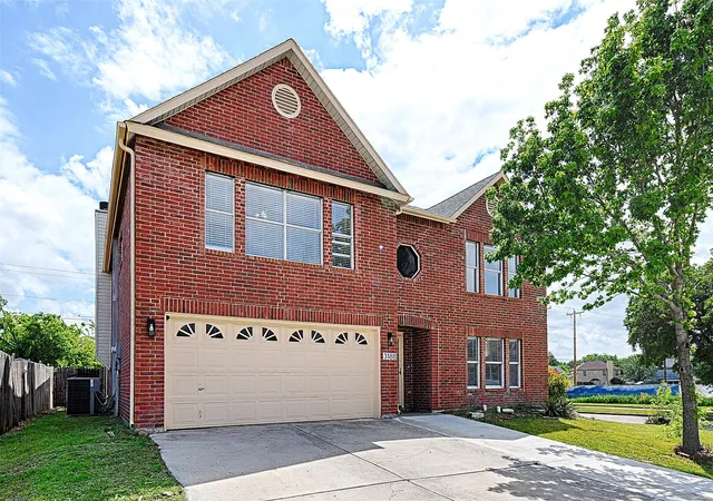 Photo 2 of Single family home for sale at 3188 Spyglass Dr, Grand Prairie, TX 75052 | MLS# 21235123 | Listing updated on 2026-08-29