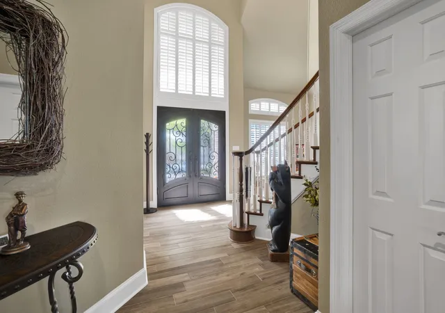 Photo 4 of Single family home for sale at 2608 Cedarwood Ct, Mc Kinney, TX 75072 | MLS# 21235094 | Listing updated on 2026-07-22