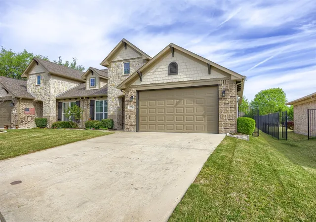 Photo 2 of Single family home for sale at 205 Terra Verde Ln, Mc Kinney, TX 75069 | MLS# 21230518 | Listing updated on 2026-08-31