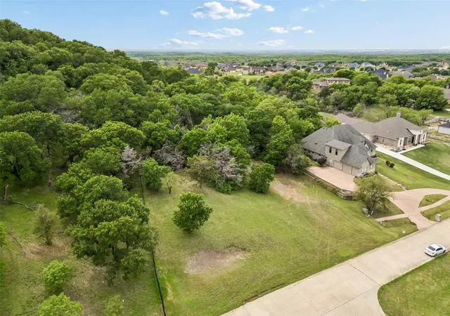 Homes for sale in Cedar Hill, TX | 2466 Creekwood Dr, Cedar Hill, TX 75104 | MLS# 21226159