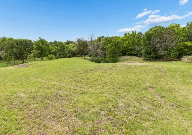 Homes for sale in Cedar Hill, TX | 2466 Creekwood Dr, Cedar Hill, TX 75104 | MLS# 21226159