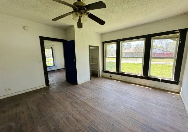 Photo 4 of Single family home for sale at 201 E San Antonio Ave, Cooper, TX 75432 | MLS# 21233995 | Listing updated on 2026-07-11
