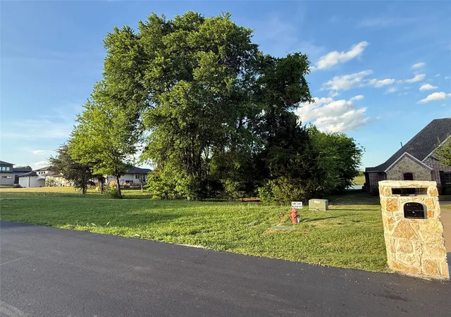 Photo 3 of Land for sale at B-110 Lake Shore Dr, Mc Kinney, TX 75071 | MLS# 21235338 | Listing updated on 2026-07-15