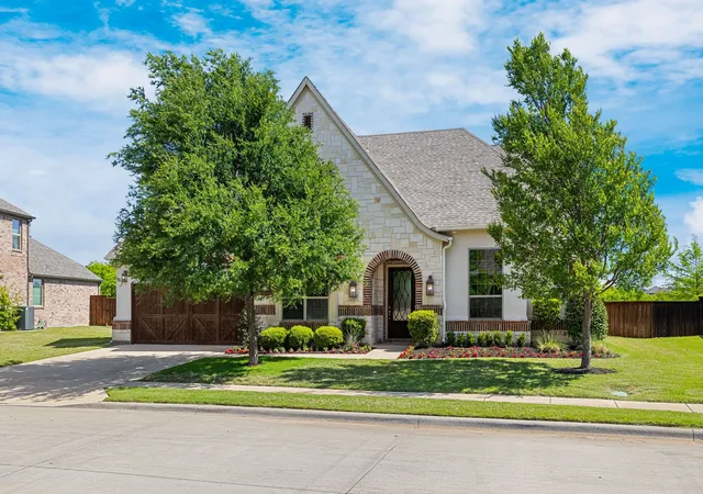 Photo 3 of Single family home for sale at 3409 Meridian Dr, Argyle, TX 76226 | MLS# 21234153 | Listing updated on 2026-08-26
