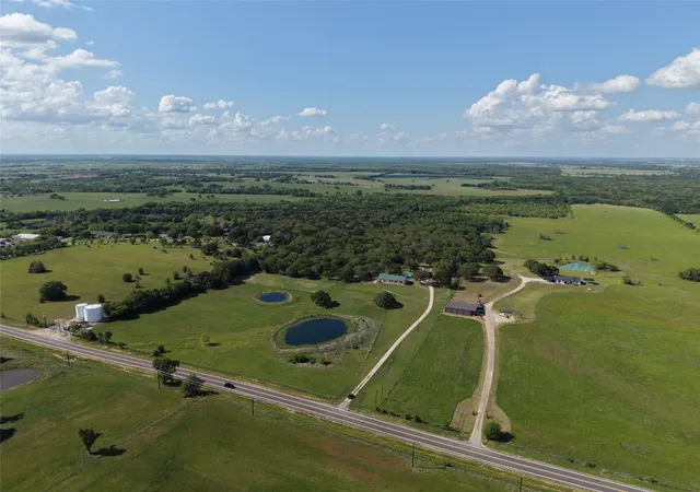 Photo 1 of Land for sale at 21855 S Fm 148, Seven Points, TX 75143 | MLS# 21235527 | Listing updated on 2026-09-23