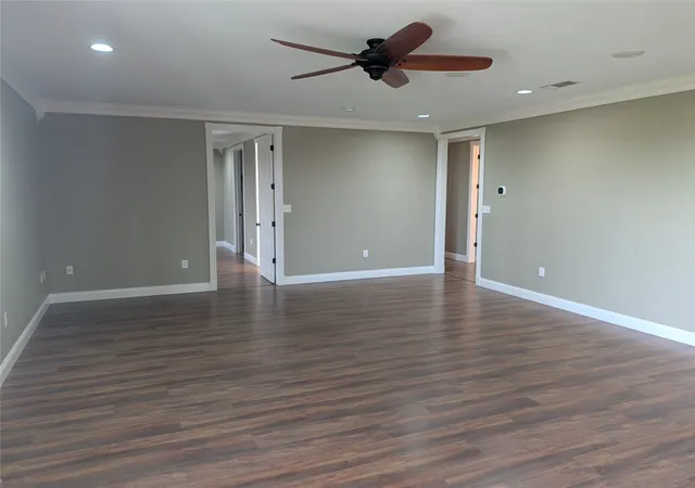 Photo 3 of House for sale at 21855 S Fm 148, Seven Points, TX 75143 | MLS# 21235527 | Listing updated on 2026-09-23