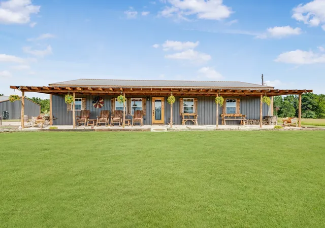 Photo 3 of House for sale at 338 Fcr #691, Teague, TX 75860 | MLS# 21235435 | Listing updated on 2026-08-24