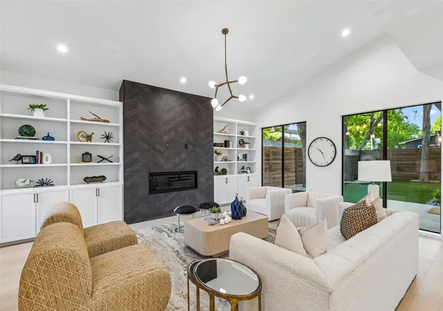 Photo 2 of Mansion for sale at 4311 Merrell Rd, Dallas, TX 75229 | MLS# 21227201 | Listing updated on 2026-07-12