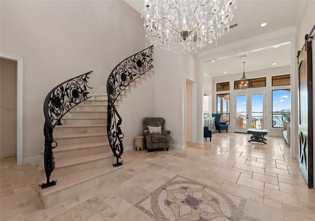 Photo 4 of Single family home for sale at 204 Pinnacle Club Pl, Mabank, TX 75156 | MLS# 21234459 | Listing updated on 2026-07-22