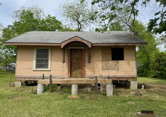 Photo 1 of Single family home for sale at 515 E Murray St, Denison, TX 75021 | MLS# 21235626 | Listing updated on 2026-08-19