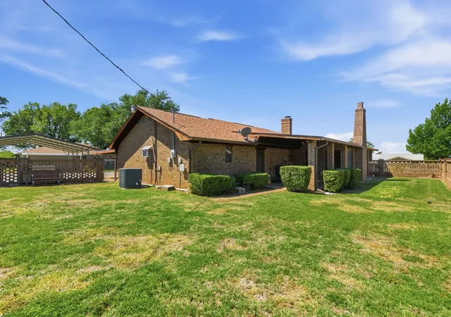 Homes for sale in Breckenridge, TX | 2304 Sha Ln, Breckenridge, TX 76424 | MLS# 21234113