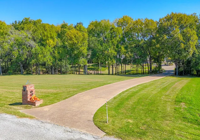 Photo 2 of Single family home for sale at 3725 County Road 0004, Corsicana, TX 75110 | MLS# 21235623 | Listing updated on 2026-07-14