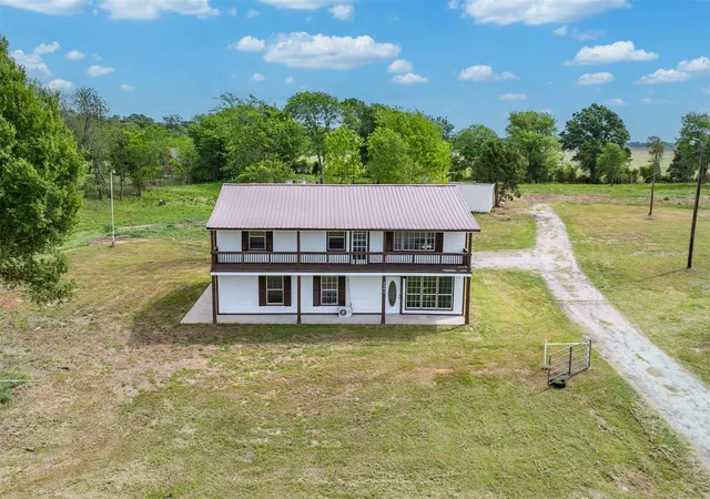 Homes for sale in Trinidad, TX | 4582 State Hwy 274, Trinidad, TX 75163 | MLS# 21233498