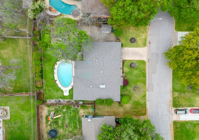 35th image of 4209 Bilglade Rd, Fort Worth, TX 76109 | MLS# 21234237