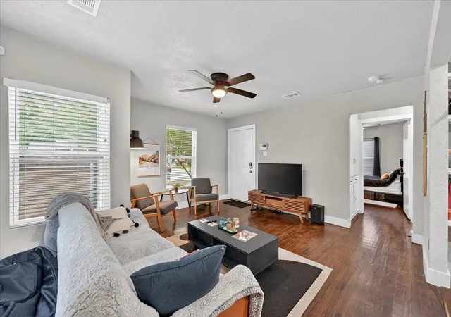 Photo 1 of Single family home for sale at 4221 Lisbon St, Fort Worth, TX 76107 | MLS# 21233159 | Listing updated on 2026-08-28