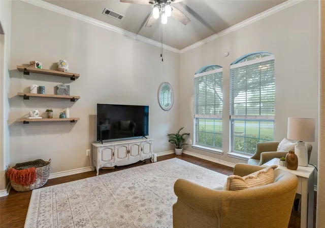 Homes for sale in Burleson, TX | 12332 Wagon Bow Dr, Burleson, TX 76028 | MLS# 21235187