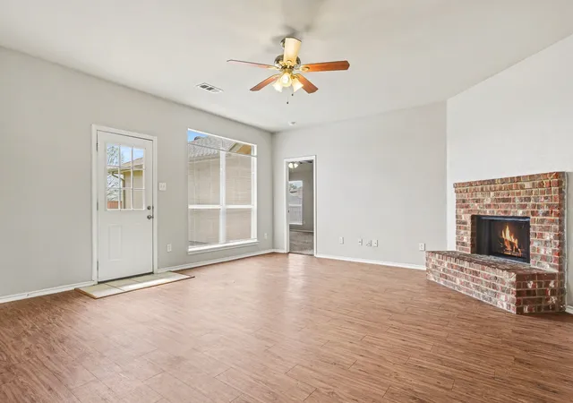 Photo 3 of Single family home for sale at 2781 Avery Dr, Rockwall, TX 75032 | MLS# 21232247 | Listing updated on 2026-08-21