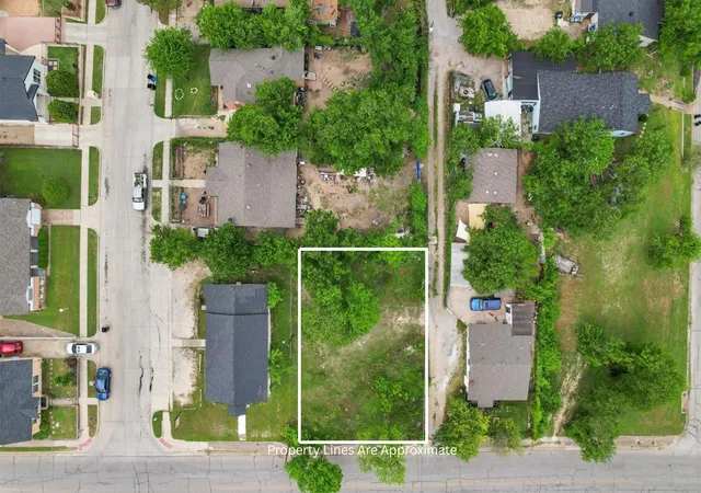 Photo 1 of Land for sale at 2612 Bishop St, Fort Worth, TX 76105 | MLS# 21236072 | Listing updated on 2026-07-16