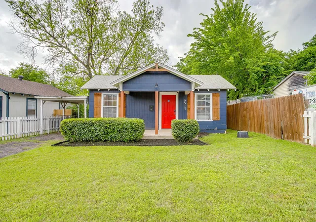 Photo 1 of Single family home for sale at 5517 Fletcher Ave, Fort Worth, TX 76107 | MLS# 21236220 | Listing updated on 2026-07-19