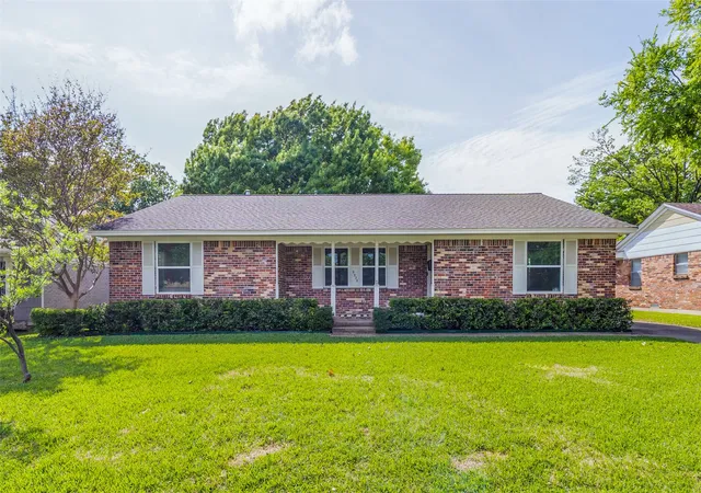 Photo 2 of Single family home for sale at 9935 Chippendale Dr, Dallas, TX 75238 | MLS# 21225954 | Listing updated on 2026-08-29