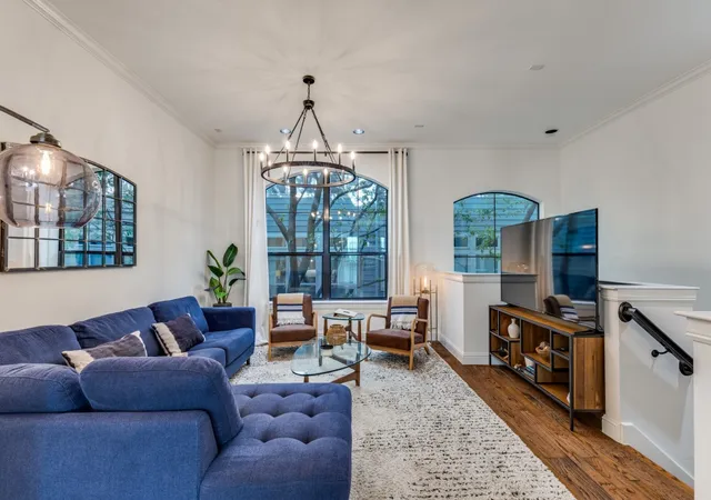3rd image of 3124 Carmel St, Dallas, TX 75204 | MLS# 21236253