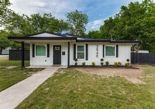 1st image of 5848 Fursman Ave, Fort Worth, TX 76114 | MLS# 21236284