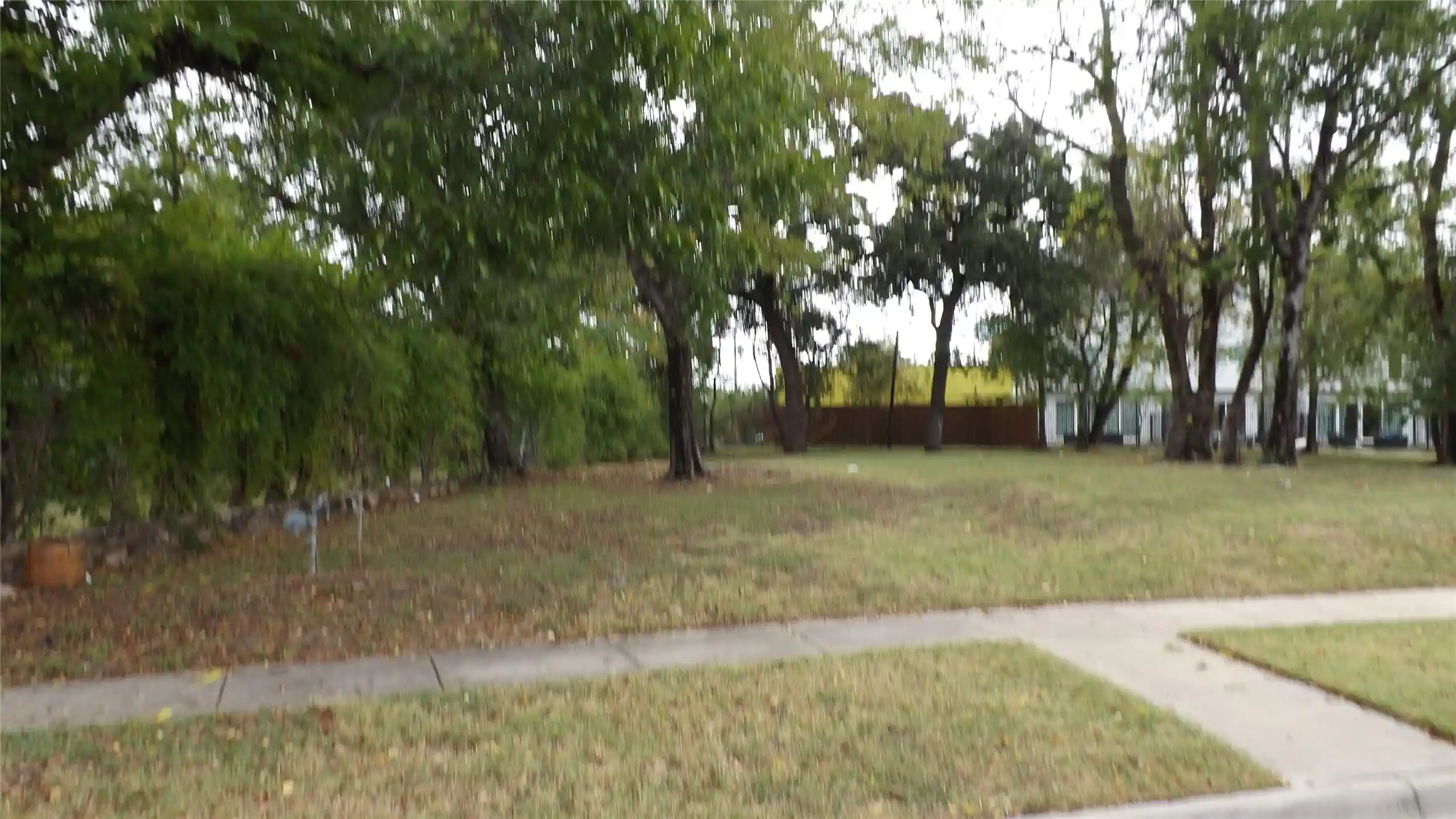 Photo 1 of Land for sale at 1514 Sullivan Dr, Dallas, TX 75215 | MLS# 21236359 | Listing updated on 2026-04-17