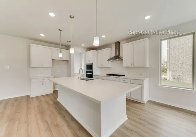 Photo 3 of Single family home for sale at 508 Marcus Ln, Crowley, TX 76036 | MLS# 21236381 | Listing updated on 2026-08-29