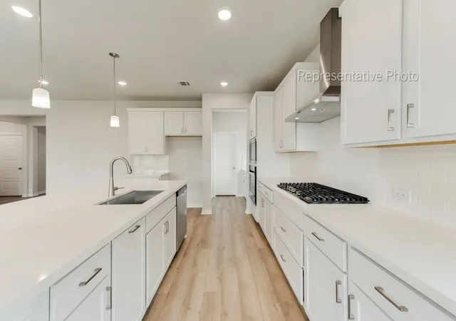 Photo 4 of Single family home for sale at 508 Marcus Ln, Crowley, TX 76036 | MLS# 21236381 | Listing updated on 2026-08-29