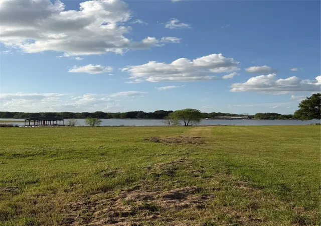 Photo 1 of Land for sale at 2000 Lakeside Dr, Bonham, TX 75418 | MLS# 21236482 | Listing updated on 2026-08-27