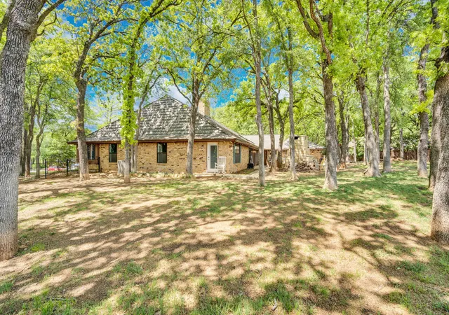 40th image of 505 Highwoods Trl, Fort Worth, TX 76112 | MLS# 21236493