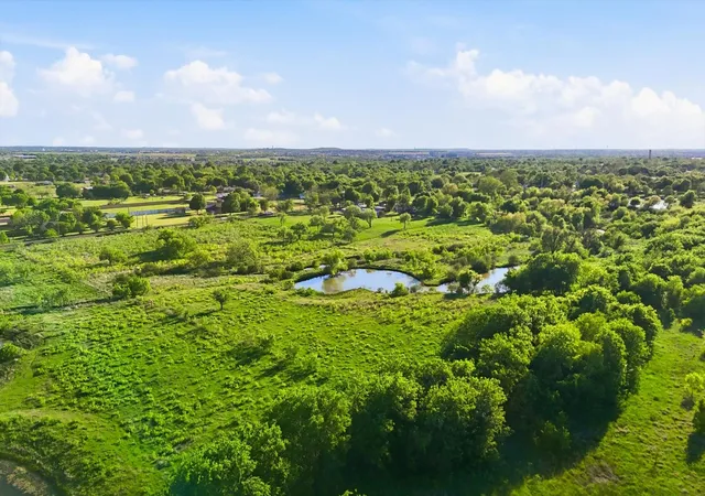 Photo 2 of Land for sale at 1601 Oak Grove Rd E, Fort Worth, TX 76140 | MLS# 21236540 | Listing updated on 2026-07-20