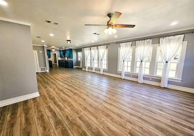 Photo 3 of Single family home for sale at 508 S Ross Ave, Mexia, TX 76667 | MLS# 21236599 | Listing updated on 2026-09-17