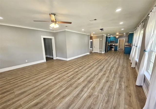Photo 4 of Single family home for sale at 508 S Ross Ave, Mexia, TX 76667 | MLS# 21236599 | Listing updated on 2026-09-17