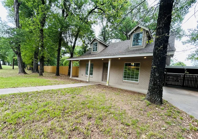Homes for sale in Tool, TX | 921 Bradleys Bnd, Tool, TX 75143 | MLS# 21232965