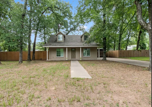 Photo 1 of Single family home for sale at 921 Bradleys Bnd, Tool, TX 75143 | MLS# 21232965 | Listing updated on 2026-09-21